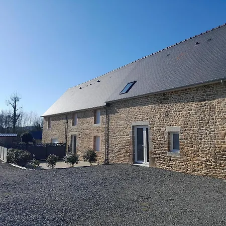 펜션 La Grange Aux Abeilles 3 *